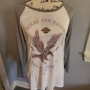 Womens Harley Davidson long sleeve crew neck shirt- Large